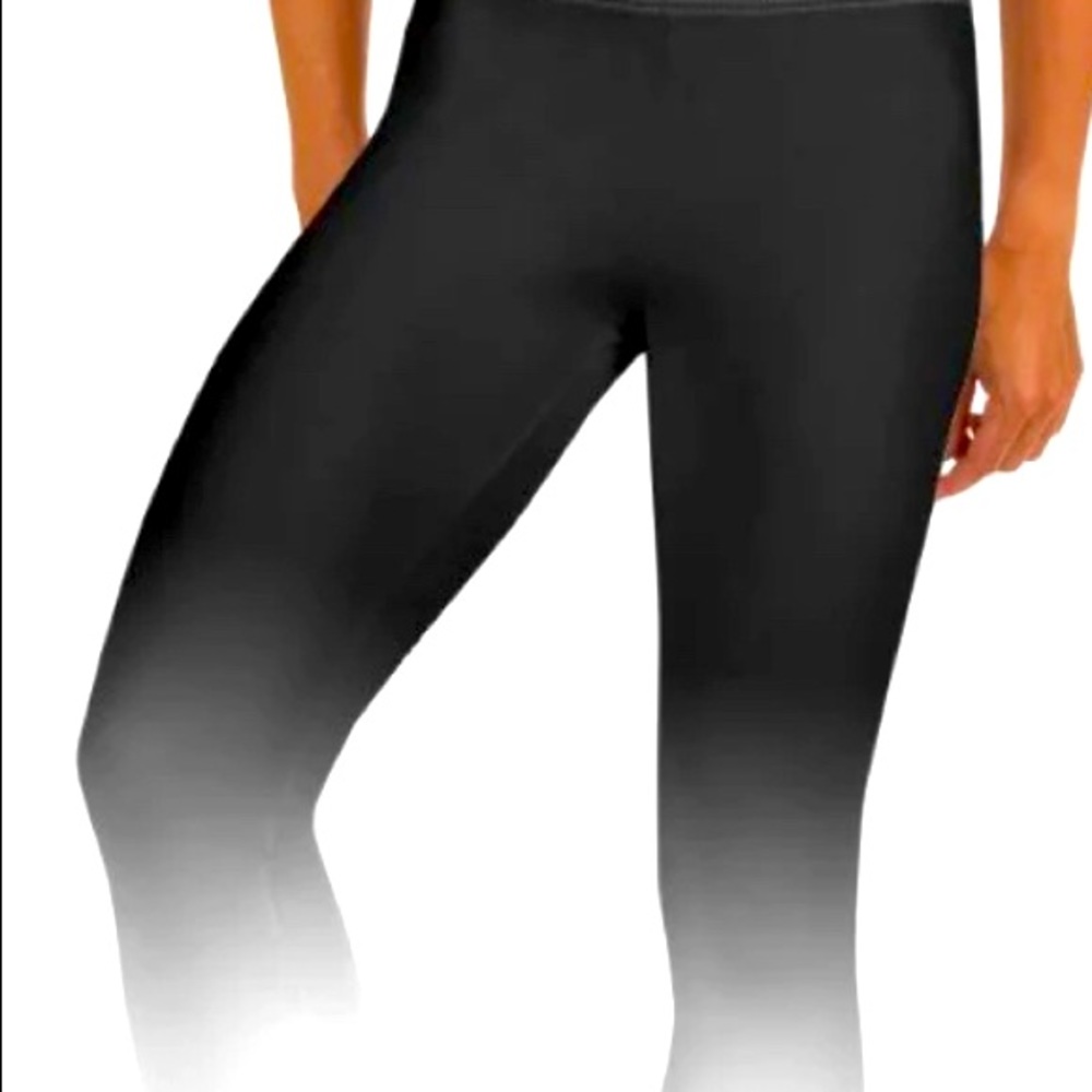 Zyia Black Metallic Ombre Light n Tight size 6-8.